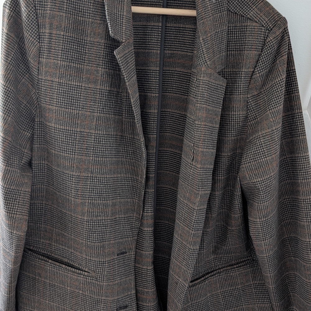 Stylish Plaid Blazer